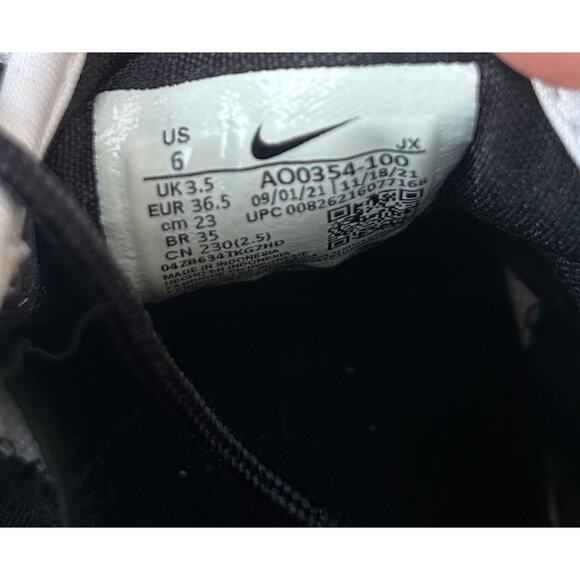 Nike Zoom 2K Retro  – (White & Black) Running Sneakers - Picture 5 of 7